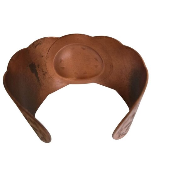 Vintage 1970s Solid Copper Etched Southwestern Cuff Bracelet One Size Adjustable - Picture 4 of 9